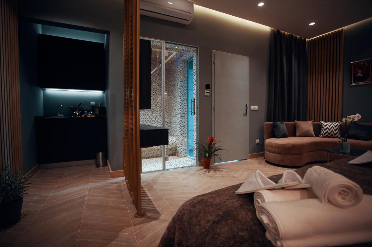 Monza Mirror Apartment Kikinda エクステリア 写真