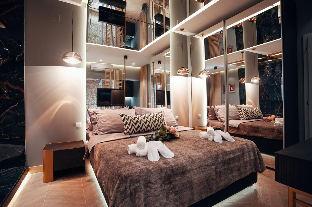 Monza Mirror Apartment Kikinda エクステリア 写真
